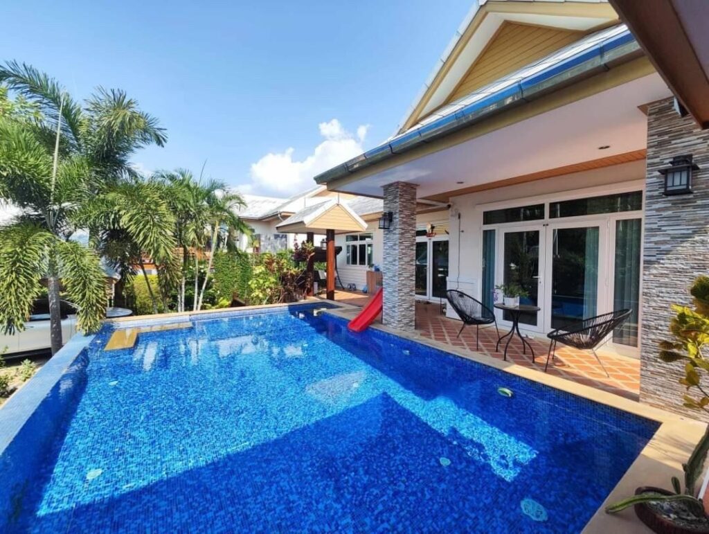 Fristy Image Colorful Villa for sale the best villa in Pattaya