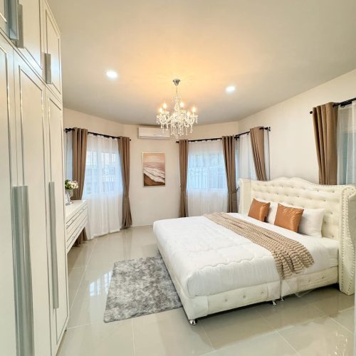 1DDBF87D-9391-4004-82D4-058B72A37133