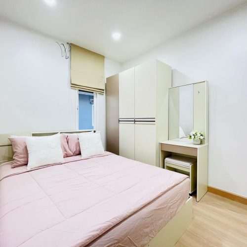 38740440-FCF4-4973-B076-FF975F43083D