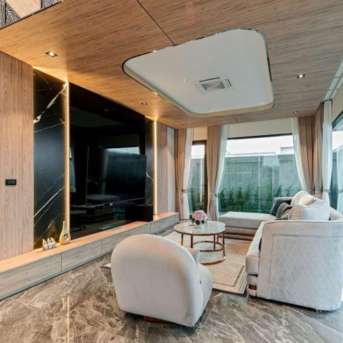 53A06F8D-3B07-4DB7-A6D4-D857F64F7A97