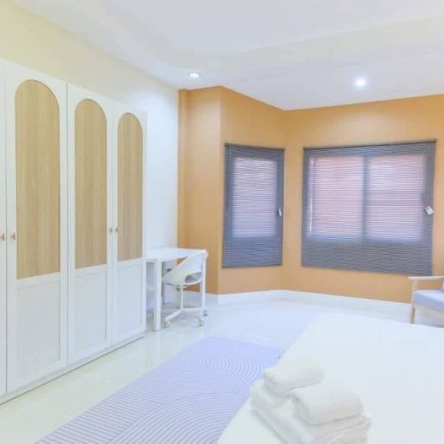 84C72DB6-CA96-426E-A22D-096FAFEF8707