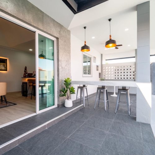 A79E08DE-16D4-43AD-92DA-0D447F49487B