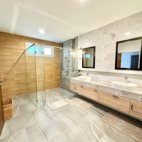 B1520957-78BA-488F-8282-4A024511AD79