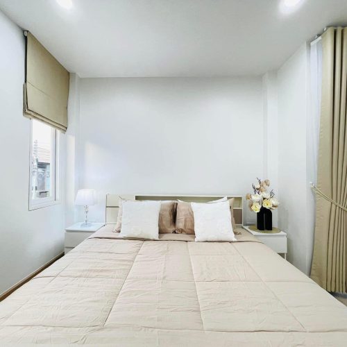 BEF36C52-A4BB-4A78-B6DB-0D20006A0515