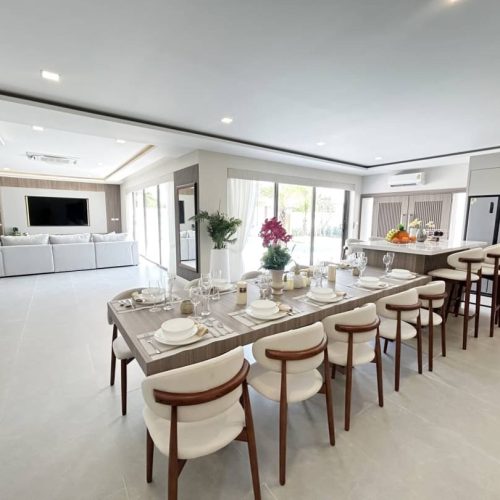 C3CAB72A-F27F-4347-8B1D-96C60647AA48