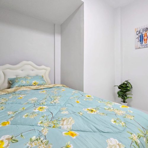 C982CABC-2B1D-4D38-A2D6-C92F7BDF4DC3