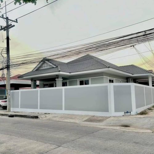 E215E33E-9F16-4290-AD9F-B4A968C833EA