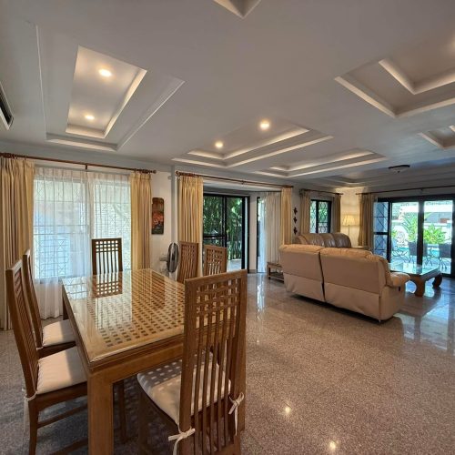 E6C3C44E-F08D-46D5-9166-1B87A1FE7BA9