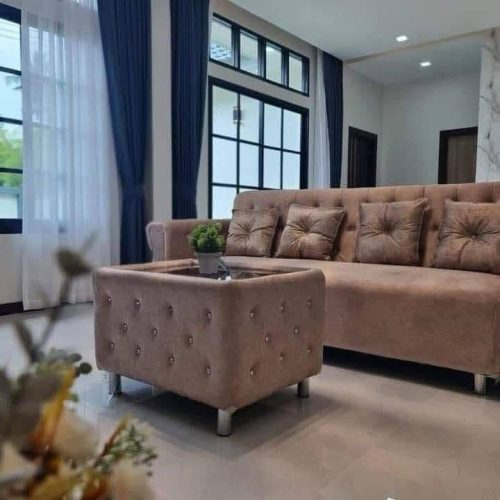 EBB18050-B001-43A0-A40C-9F5A1BB16985